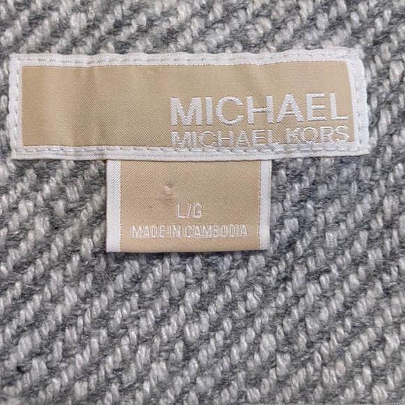 Michael Kors Viscose Blend Gray-white shift mini Dress Size Large EUC - Picture 5 of 8